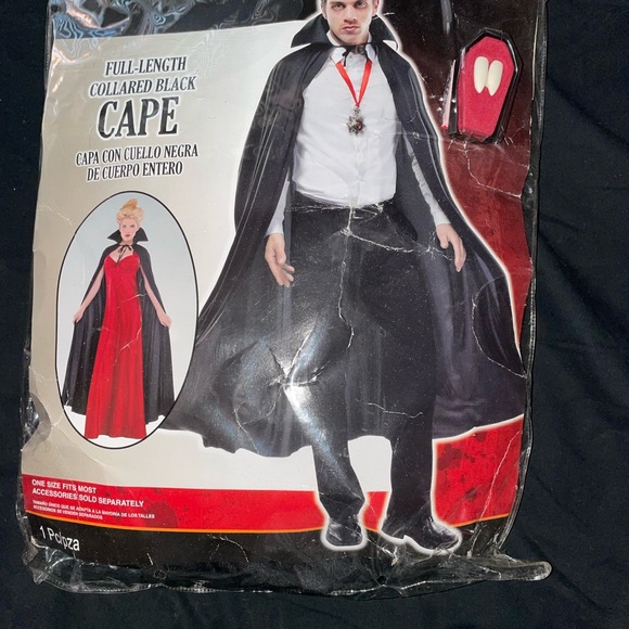 NWT Adult full length collared black Cape - Picture 2 of 3